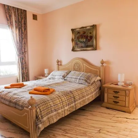 In Puerto Del Carmen Sleeps 6 Includes Swimming Pool Air Con And Wifi 2 Willa