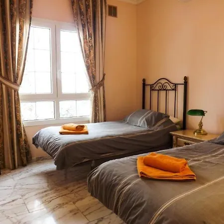 In Puerto Del Carmen Sleeps 6 Includes Swimming Pool Air Con And Wifi 2 Villa
